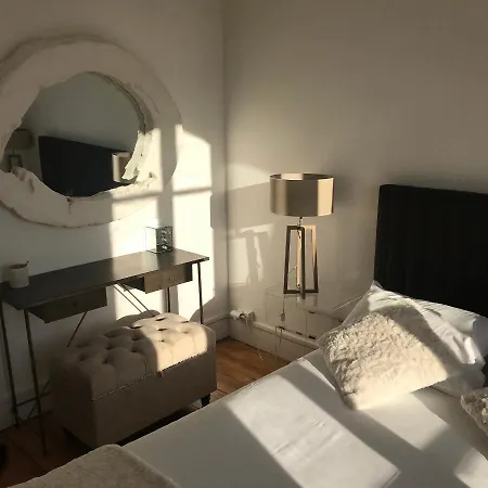 Lägenhet Paris My 16eme